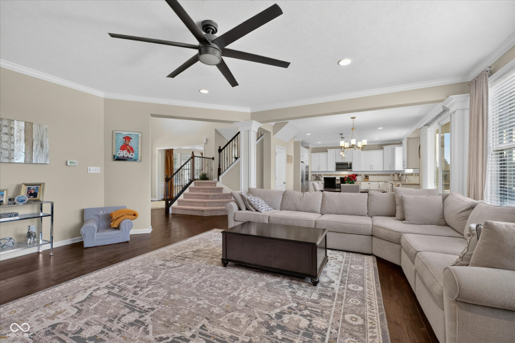 Listing Image 20