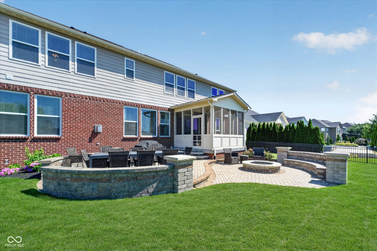 Listing Image 53