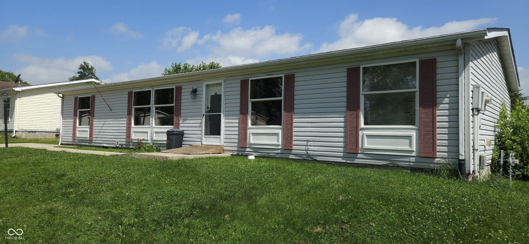 Listing Image 5