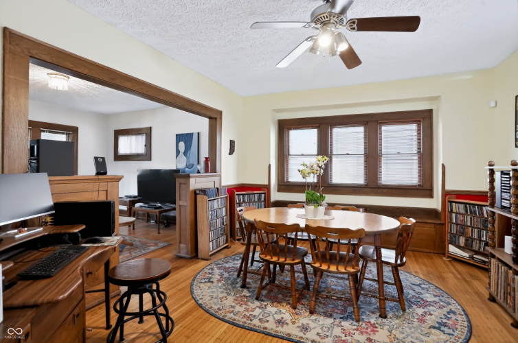 Listing Image 13