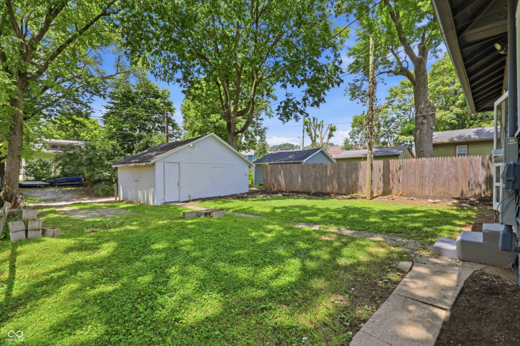 Listing Image 32