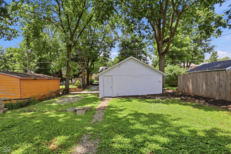 Listing Image 37