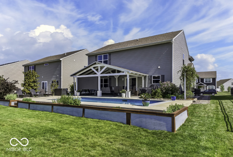 Listing Image 10