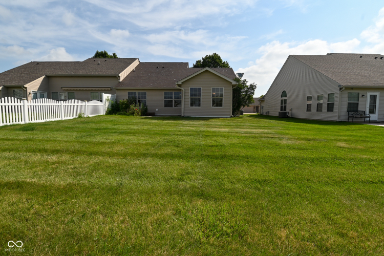 Listing Image 38