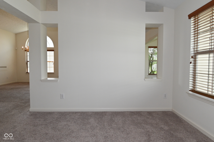 Listing Image 43