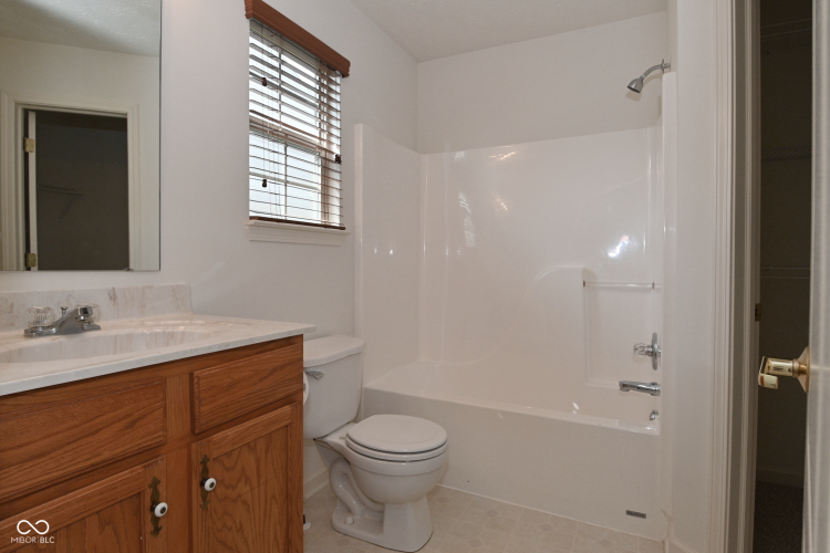 Listing Image 51