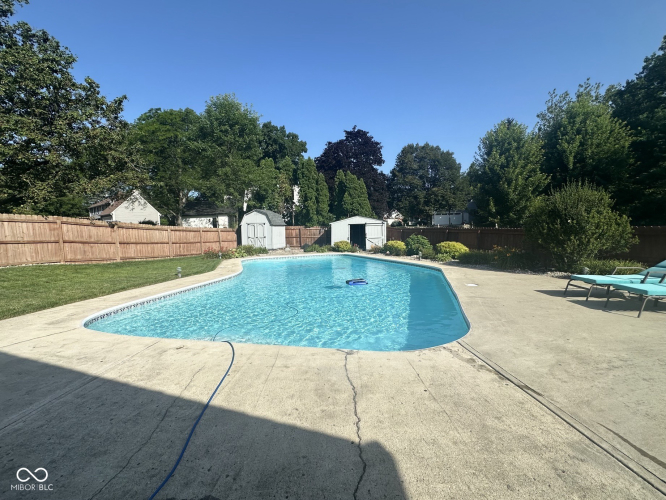 Listing Image 33