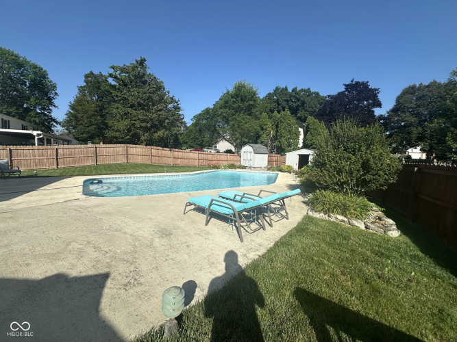 Listing Image 40