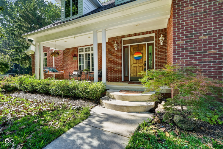 Listing Image 5