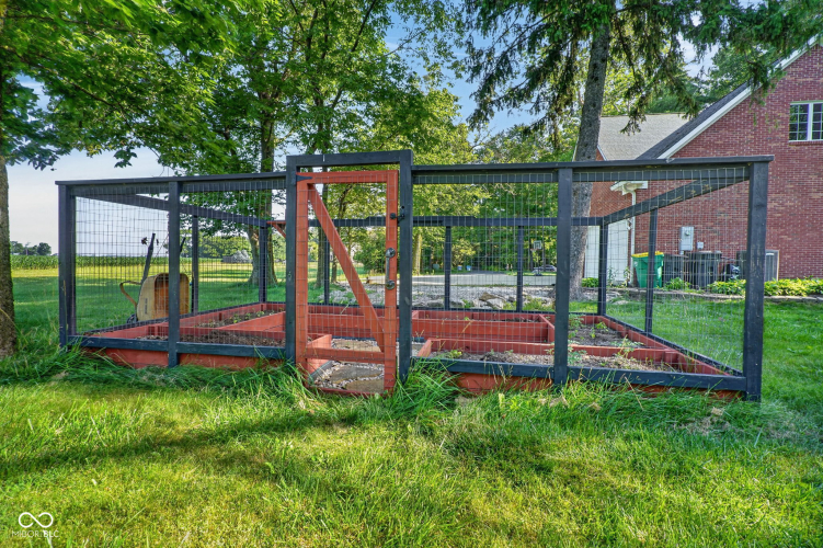 Listing Image 44