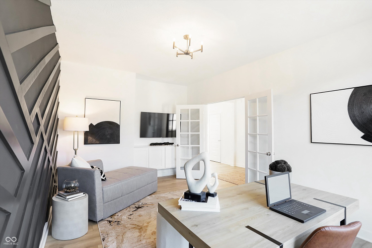 Listing Image 11