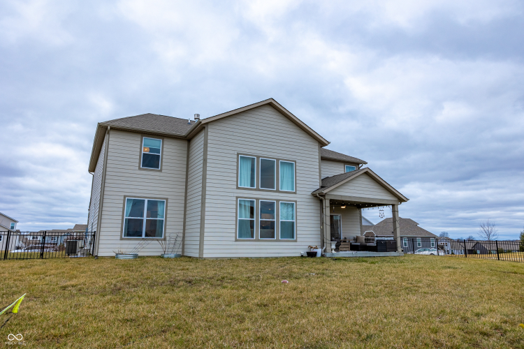 Listing Image 25
