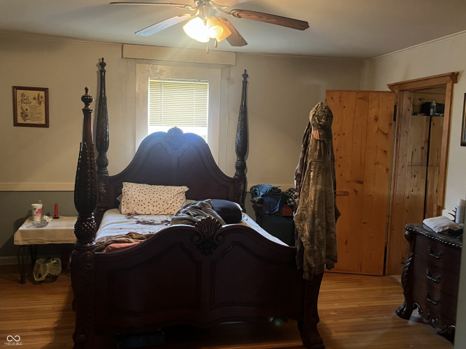 Listing Image 17