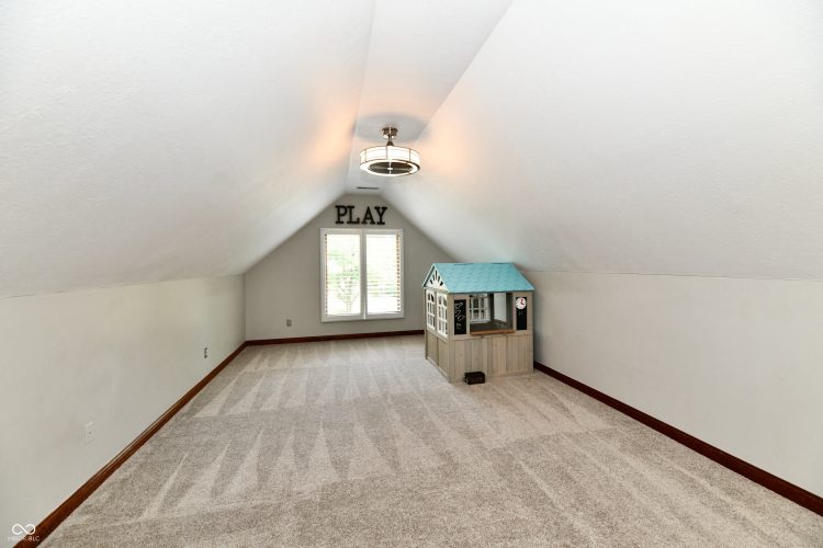 Listing Image 68