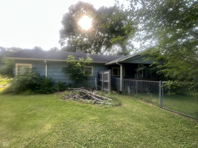 Listing Image 8