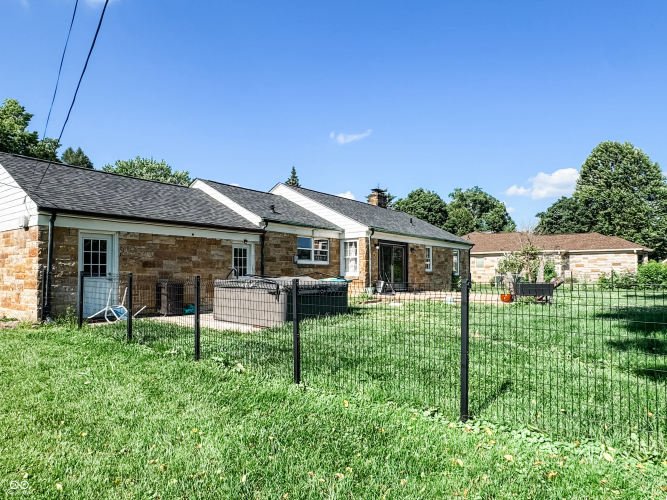 Listing Image 9