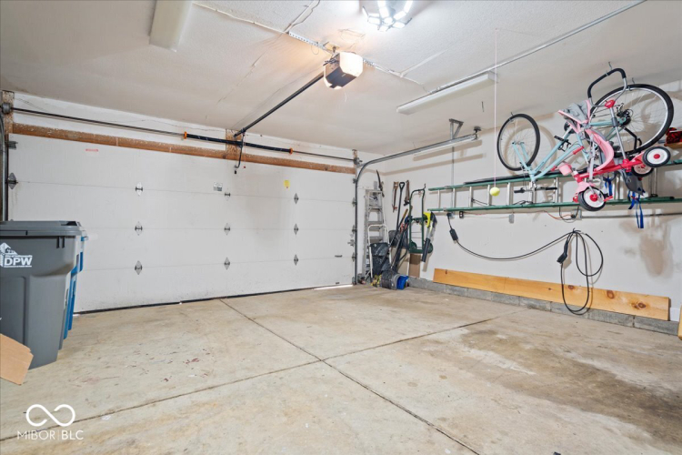 Listing Image 27