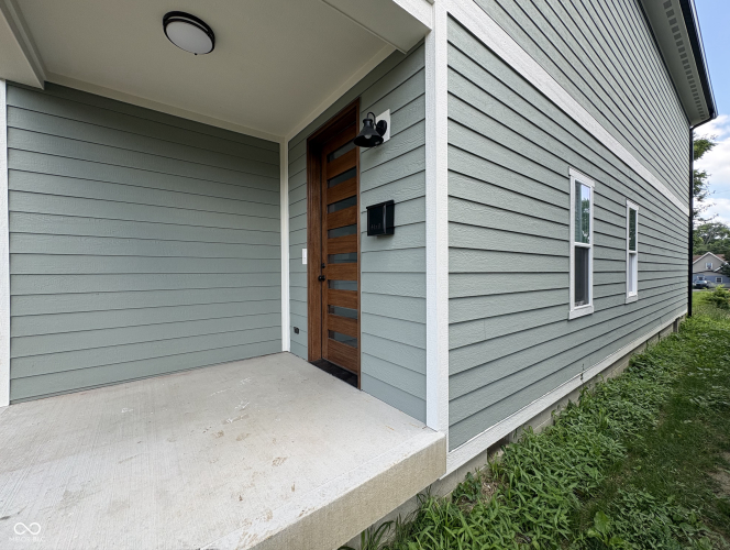 Listing Image 25