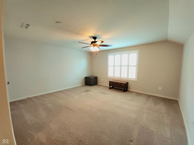 Listing Image 28