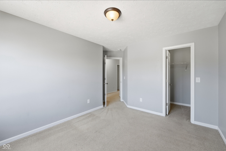 Listing Image 30