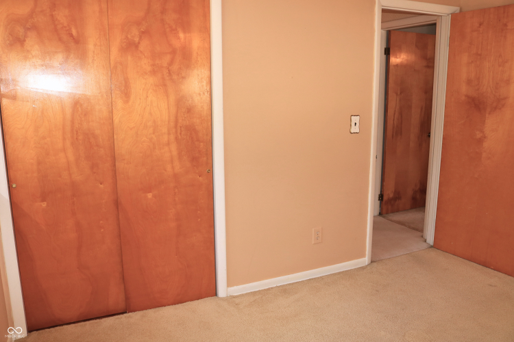 Listing Image 81