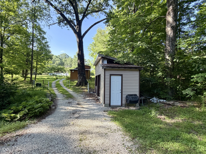 Listing Image 10
