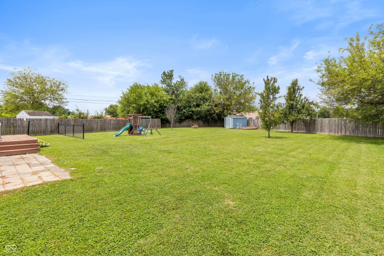 Listing Image 24