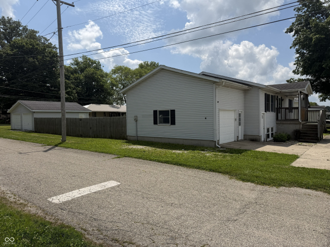 Listing Image 2