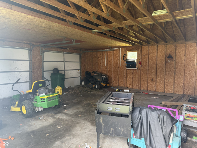 Listing Image 27