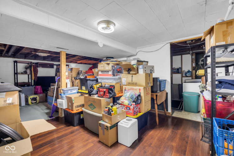 Listing Image 22