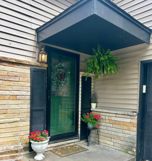 Listing Image 18