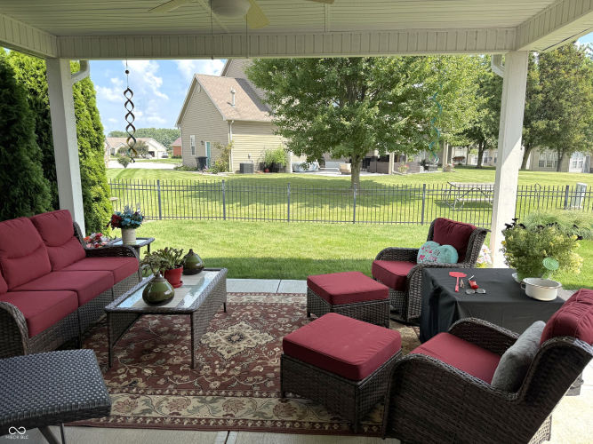 Listing Image 8
