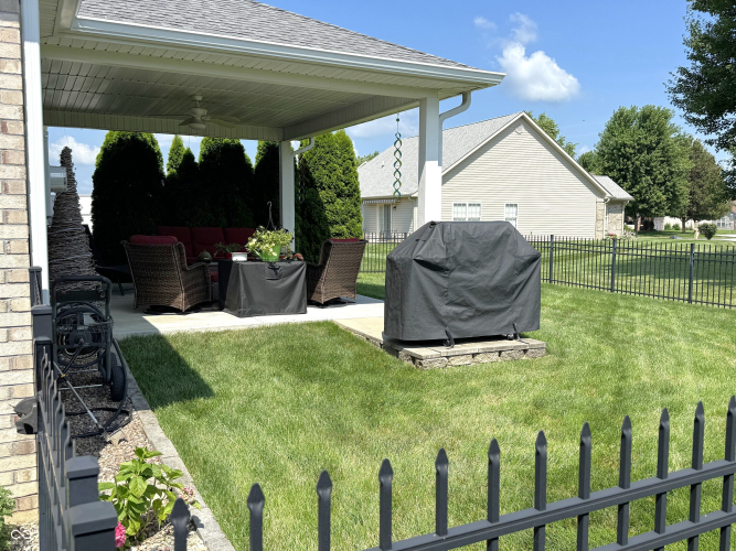 Listing Image 10