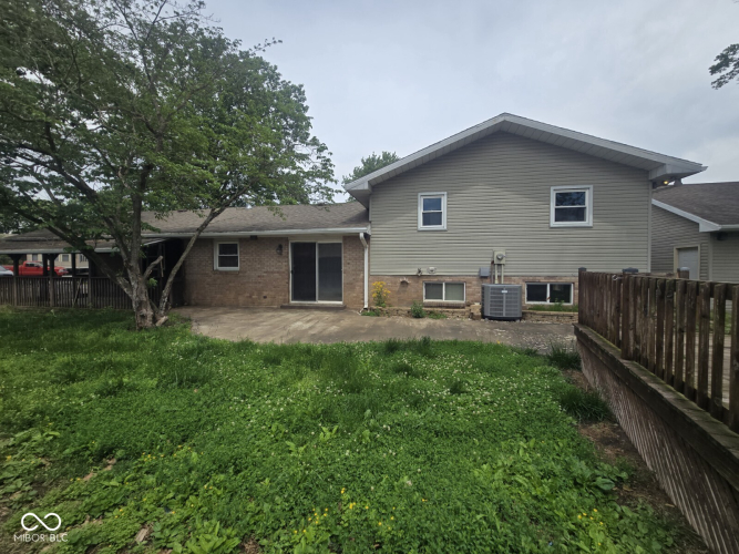 Listing Image 6