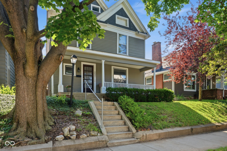 Listing Image 1