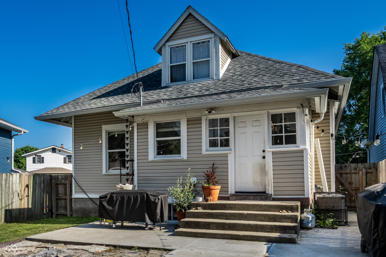Listing Image 19