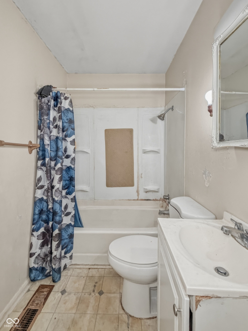 Listing Image 20
