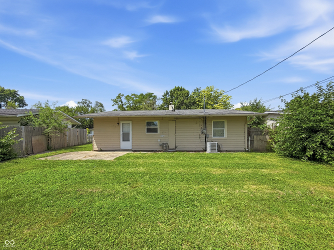 Listing Image 7