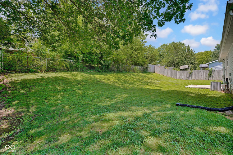 Listing Image 18