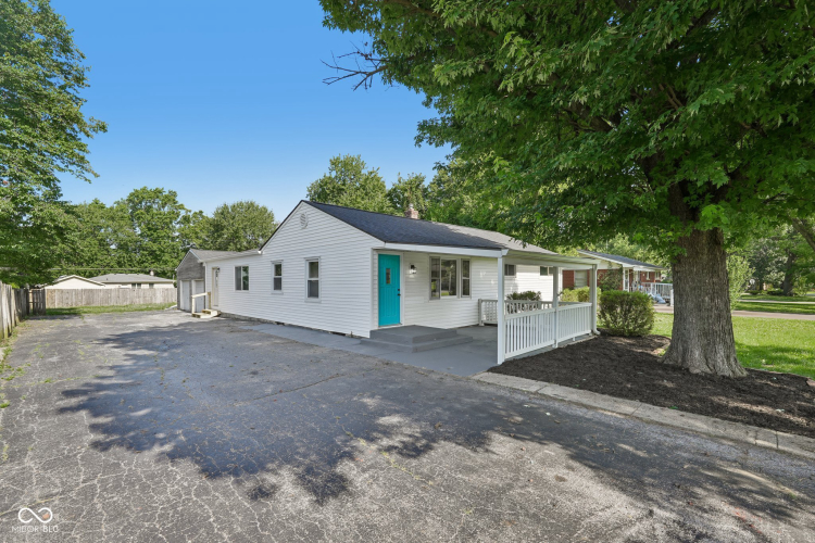Listing Image 3