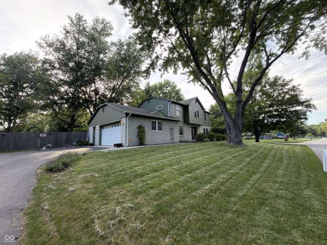 Listing Image 12