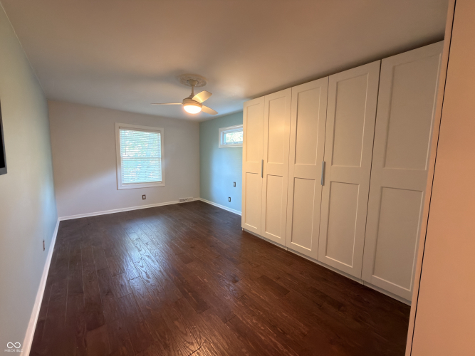 Listing Image 37