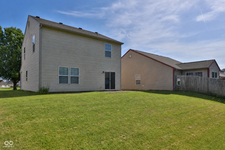 Listing Image 10