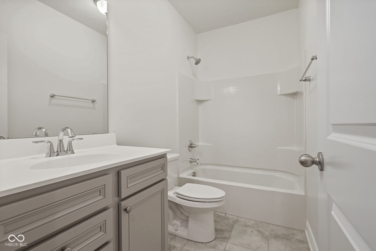 Listing Image 51