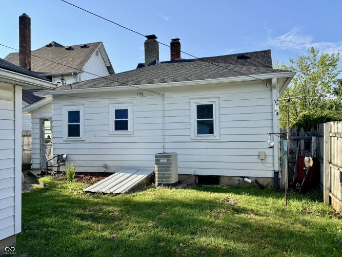 Listing Image 27