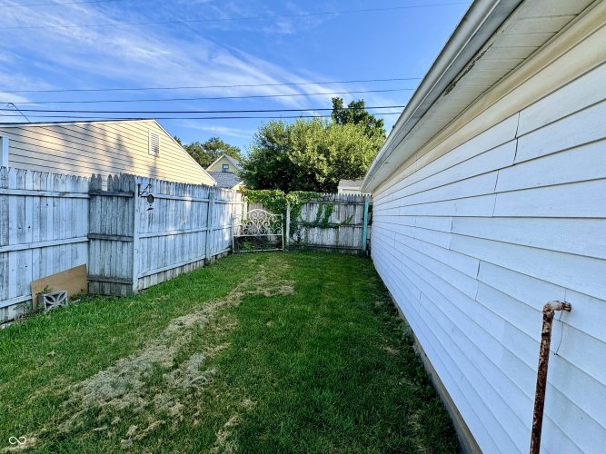 Listing Image 28