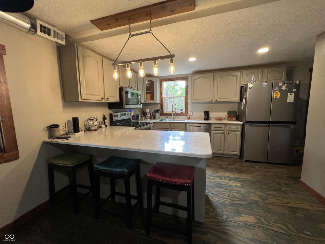 Listing Image 17