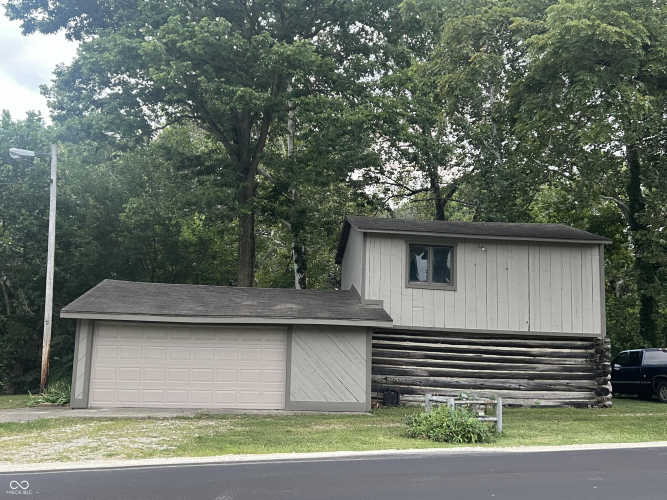 Listing Image 7