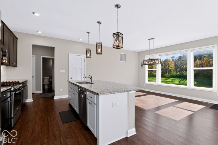 9855 Deep Royal Way Indianapolis IN 46239 (House For Sale) | MLS 22133771