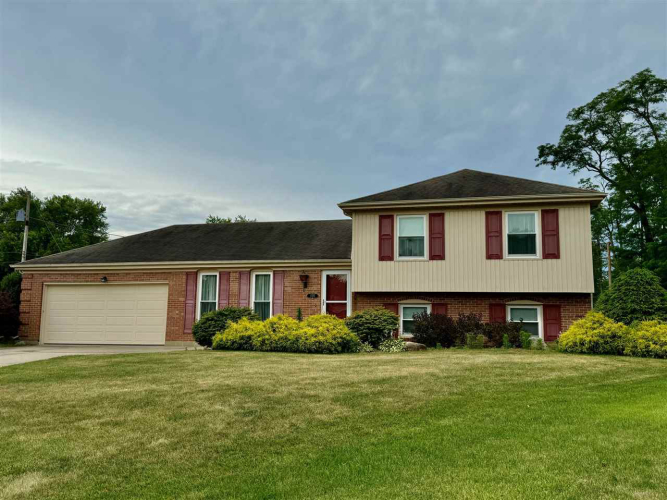 1595  Parkdale Drive  Richmond, IN 47374 | MLS 10048906
